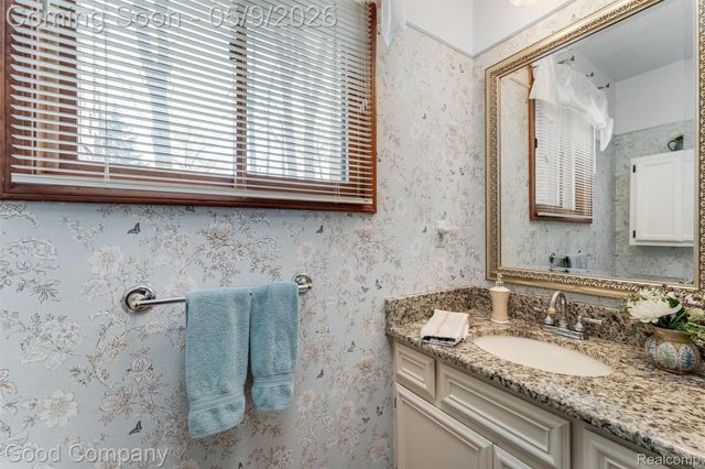 20063 Hudson Bay Court, Clinton Charter Township, MI 48038