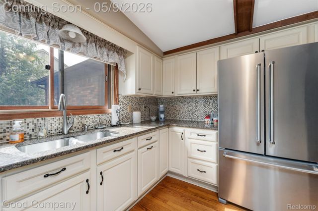 20063 Hudson Bay Court, Clinton Charter Township, MI 48038