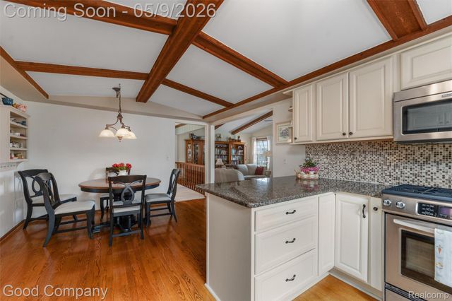 20063 Hudson Bay Court, Clinton Charter Township, MI 48038