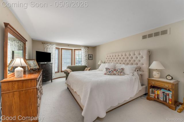 20063 Hudson Bay Court, Clinton Charter Township, MI 48038