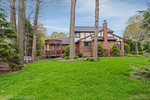 20063 Hudson Bay Court, Clinton Charter Township, MI 48038