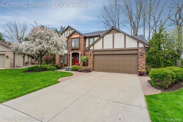 20063 Hudson Bay Court, Clinton Charter Township, MI 48038