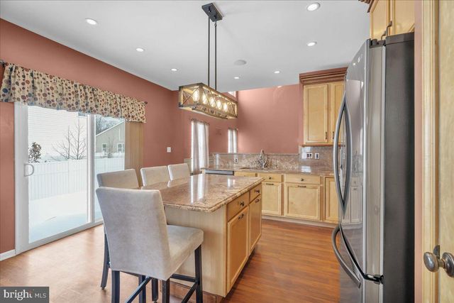 132 BETSY ROSS WAY, Woodbury, NJ 08096