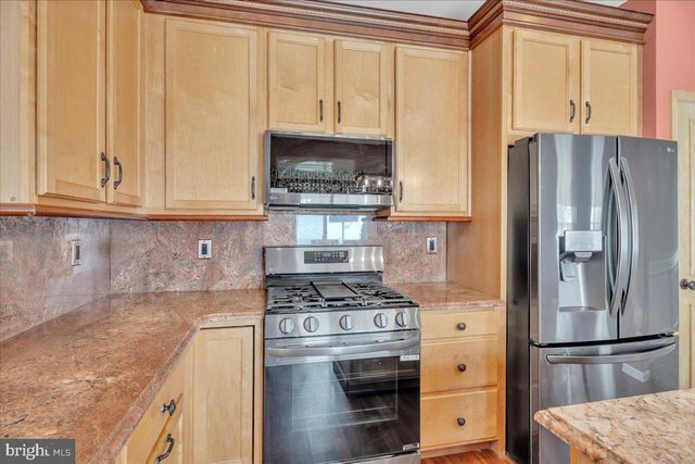 132 BETSY ROSS WAY, Woodbury, NJ 08096