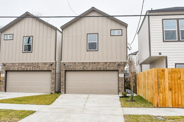 4913 Nichols Street, Houston, TX 77020