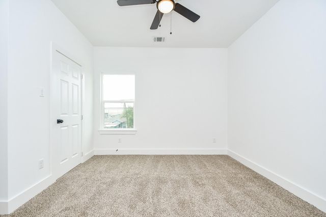 4913 Nichols Street, Houston, TX 77020