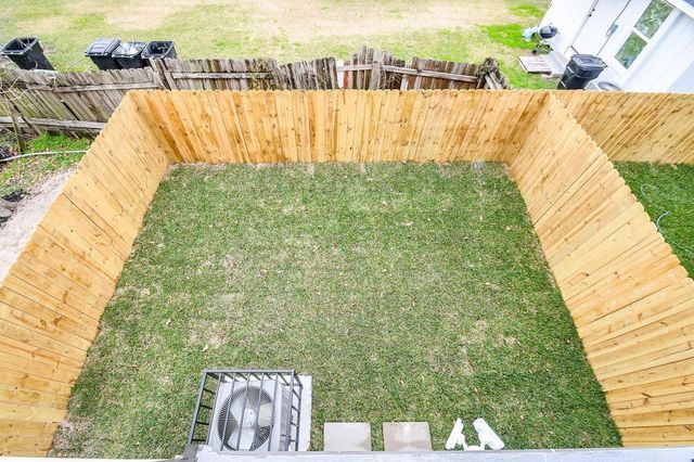 4913 Nichols Street, Houston, TX 77020