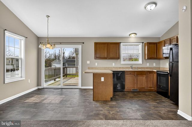 126 INVASION CT, Bunker Hill, WV 25413