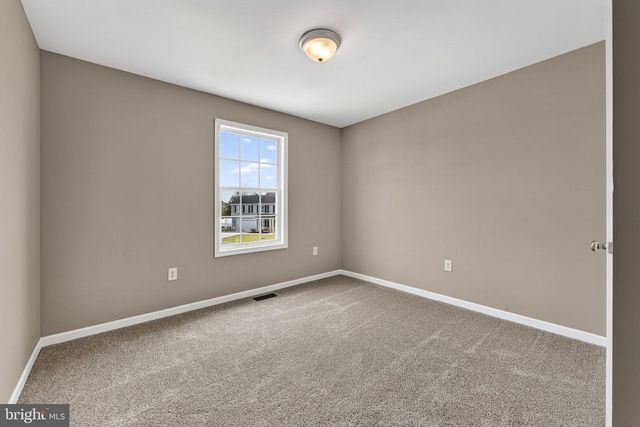 126 INVASION CT, Bunker Hill, WV 25413