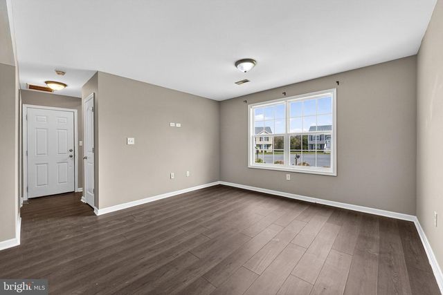 126 INVASION CT, Bunker Hill, WV 25413