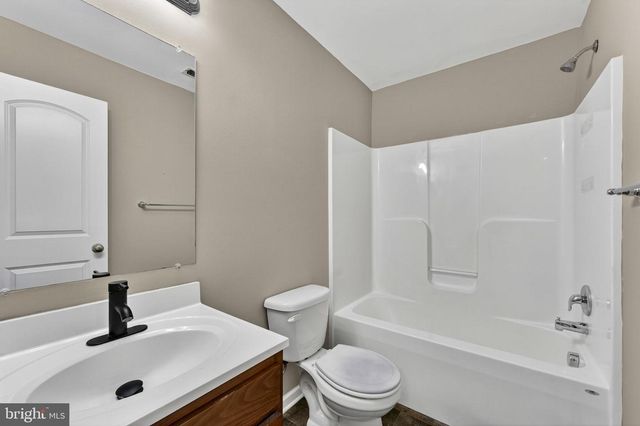 126 INVASION CT, Bunker Hill, WV 25413