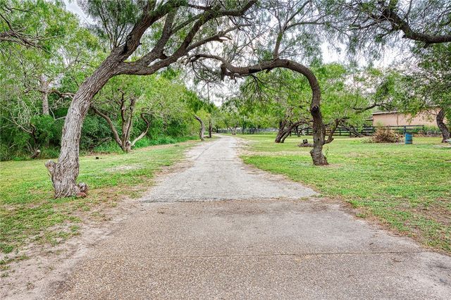 4648 County Road 2221, Odem, TX 78370