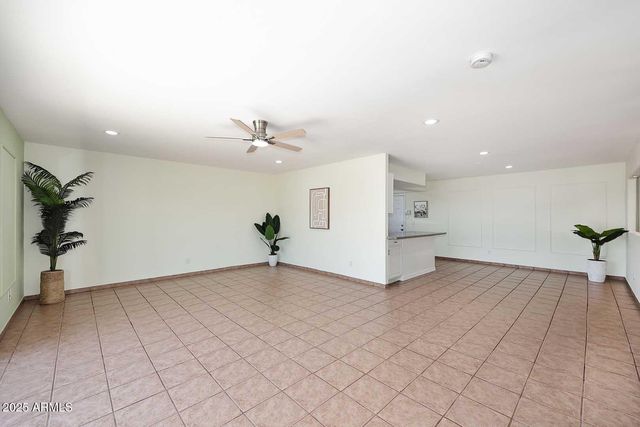 4031 N 81ST Avenue, Phoenix, AZ 85033