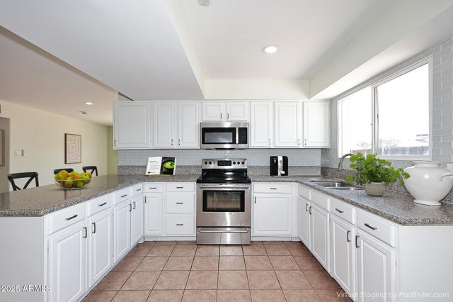 4031 N 81ST Avenue, Phoenix, AZ 85033