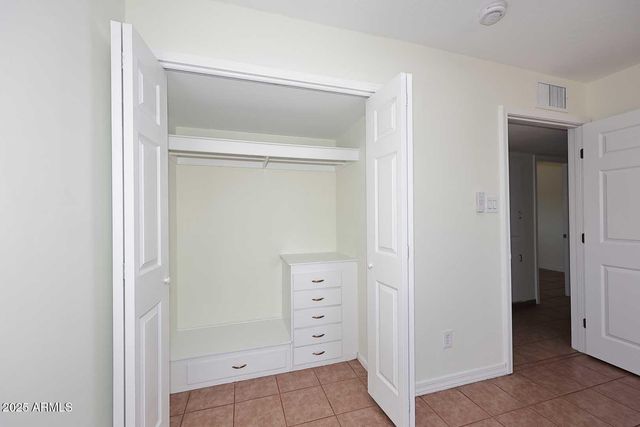 4031 N 81ST Avenue, Phoenix, AZ 85033