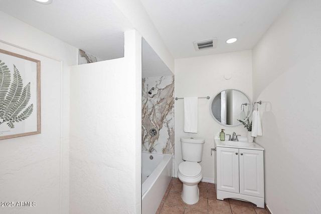 4031 N 81ST Avenue, Phoenix, AZ 85033