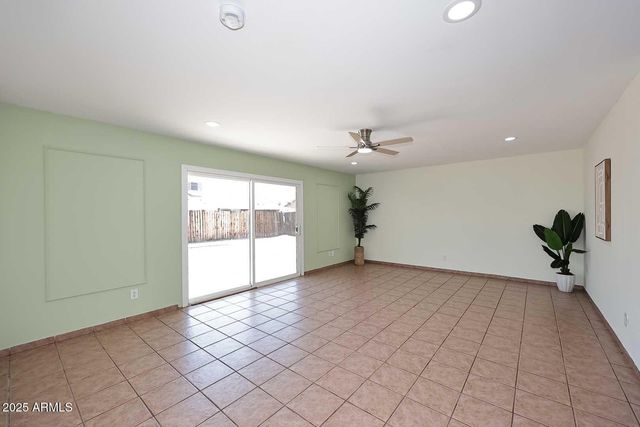 4031 N 81ST Avenue, Phoenix, AZ 85033