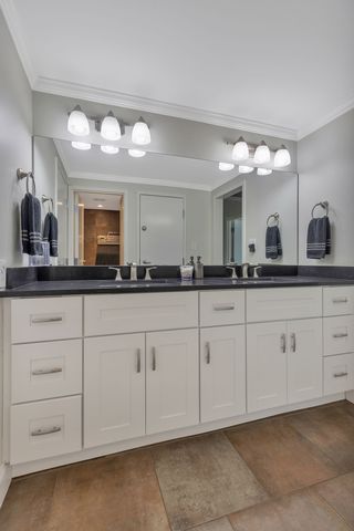 11 Music Sq E Apt 203, Nashville, TN 37203