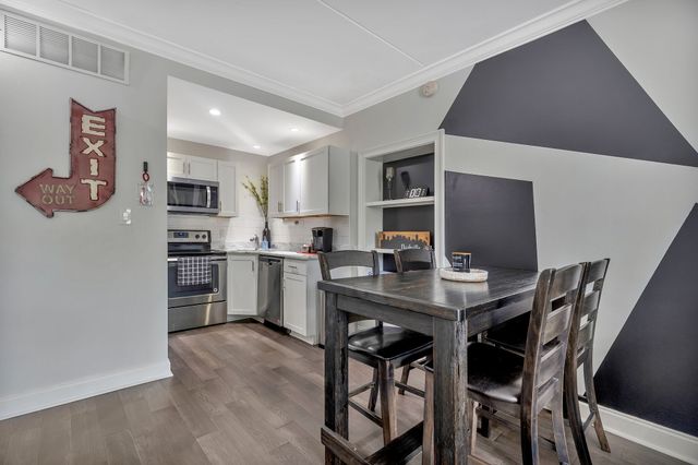 11 Music Sq E Apt 203, Nashville, TN 37203