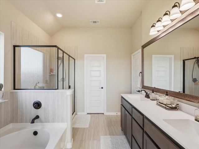 6505 Molly Anita Drive, Burleson, TX 76058