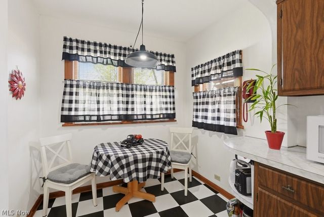 8101 Vineyard Avenue, Cleveland, OH 44105