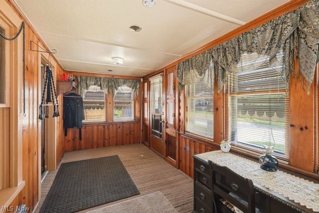 8101 Vineyard Avenue, Cleveland, OH 44105