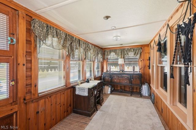 8101 Vineyard Avenue, Cleveland, OH 44105