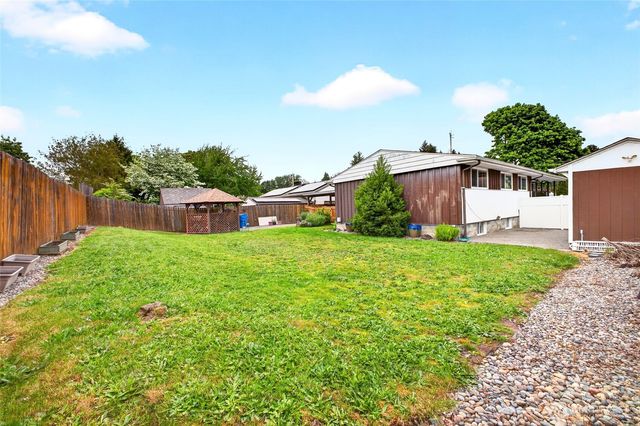 610 4th Street NE, Puyallup, WA 98372
