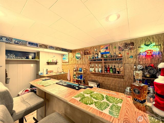 610 4th Street NE, Puyallup, WA 98372