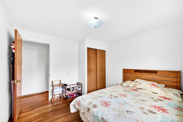 610 4th Street NE, Puyallup, WA 98372