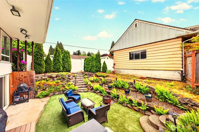 610 4th Street NE, Puyallup, WA 98372