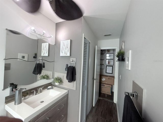 1050 BLACKWOOD STREET, Altamonte Springs, FL 32701