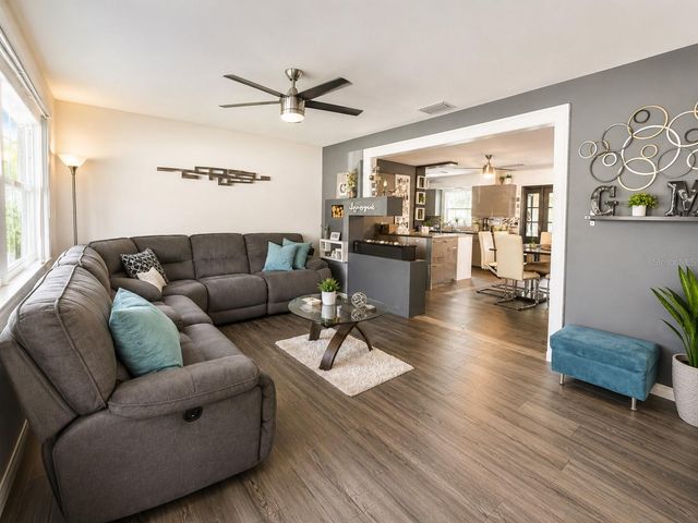 1050 BLACKWOOD STREET, Altamonte Springs, FL 32701