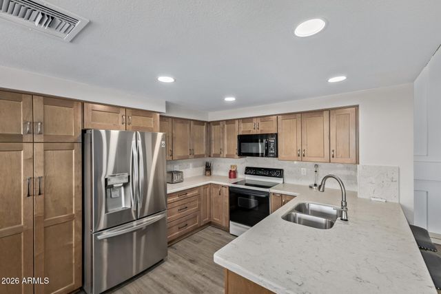 6122 E SADDLEBACK Street, Mesa, AZ 85215