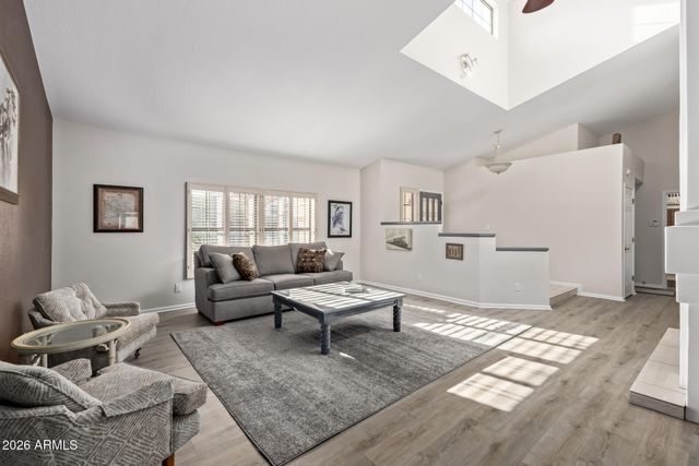 6122 E SADDLEBACK Street, Mesa, AZ 85215