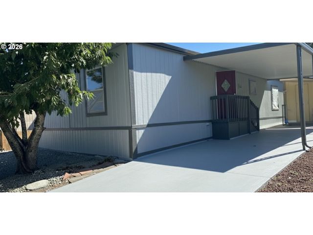 8300 Ne QUATAMA St 159, Beaverton, OR 97006