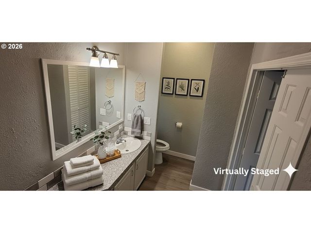 8300 Ne QUATAMA St 159, Beaverton, OR 97006