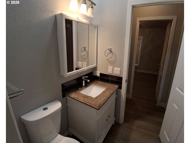 8300 Ne QUATAMA St 159, Beaverton, OR 97006