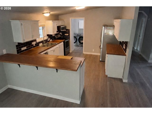 8300 Ne QUATAMA St 159, Beaverton, OR 97006