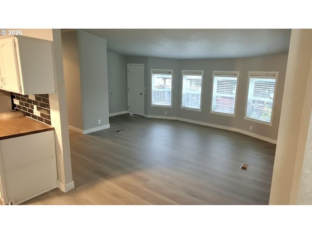 8300 Ne QUATAMA St 159, Beaverton, OR 97006