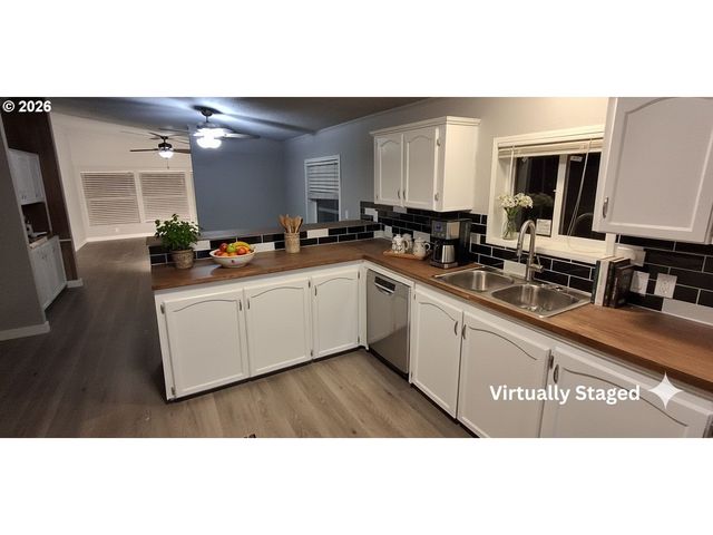 8300 Ne QUATAMA St 159, Beaverton, OR 97006