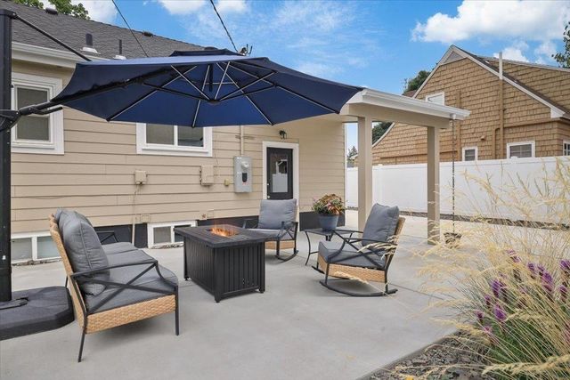 718 E 40th Ave, Spokane, WA 99203