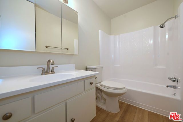 6000 Canterbury Drive M122, Culver City, CA 90230