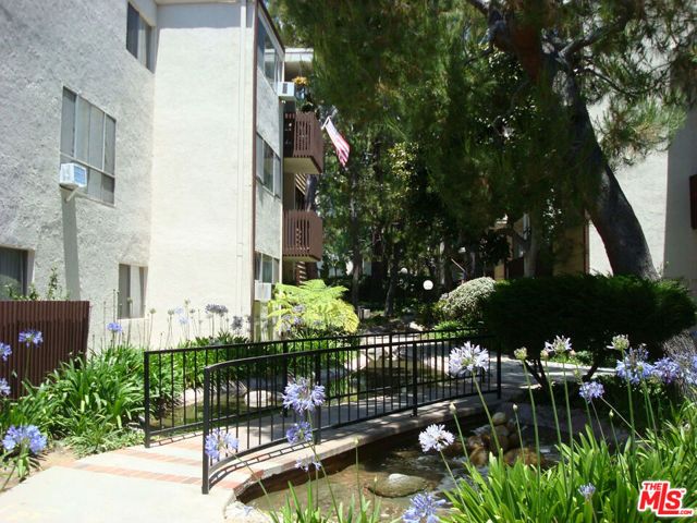 6000 Canterbury Drive M122, Culver City, CA 90230