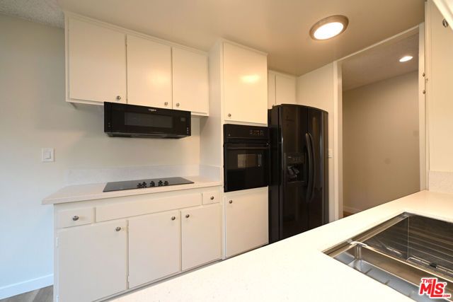 6000 Canterbury Drive M122, Culver City, CA 90230
