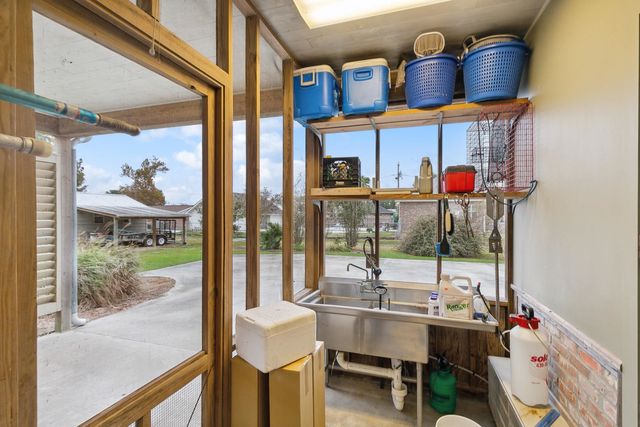 8601 East Avenue A, Cut Off, LA 70345