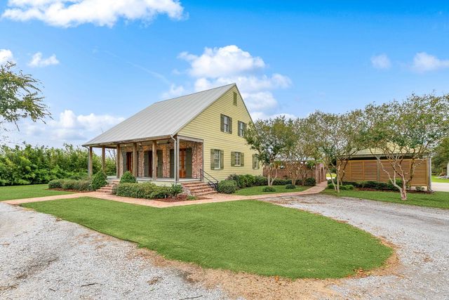 8601 East Avenue A, Cut Off, LA 70345