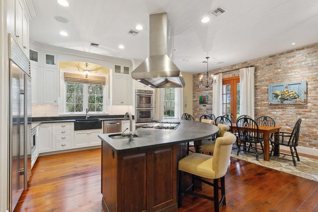 8601 East Avenue A, Cut Off, LA 70345