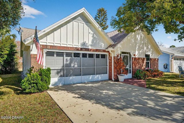 701 Pine Shores Circle, New Smyrna Beach, FL 32168