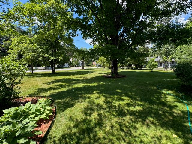 79 Adams St, Medfield, MA 02052